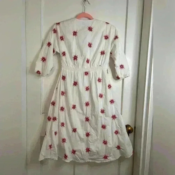 Gorgeous Cotton Dress  with Sunburst Embroidery Size 16Y - Picture 9 of 10